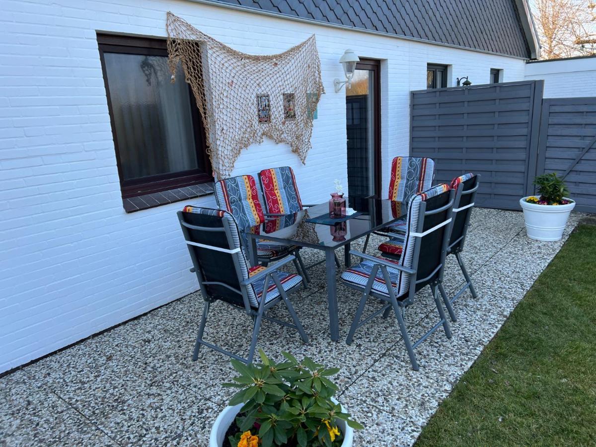 Strandnest Buesum * Busumer Deichhausen
